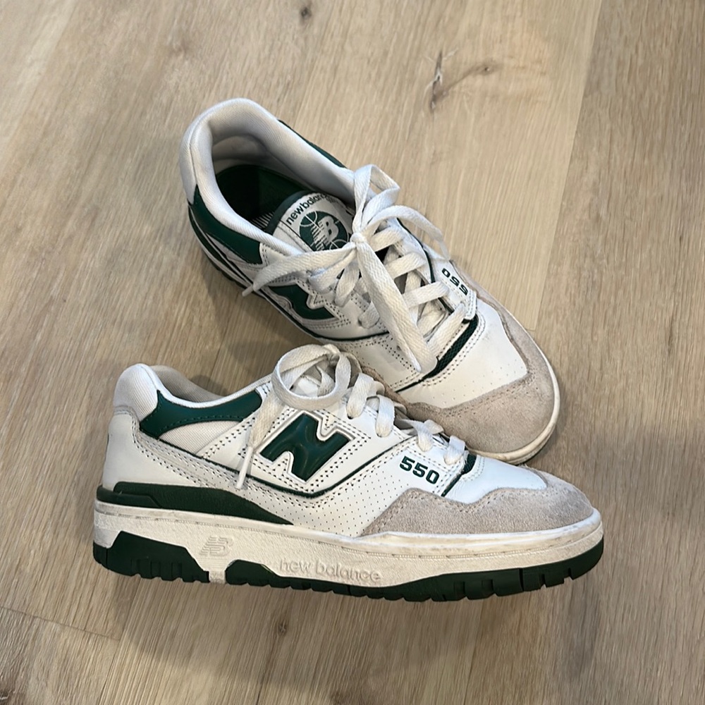New Balance 550